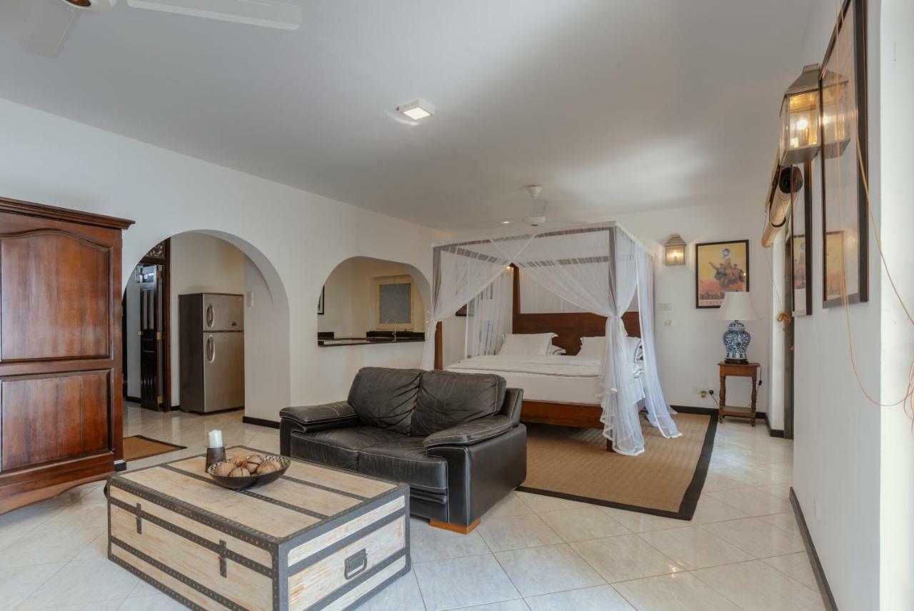 Villa Republic, Bentota  Aluthgama Esterno foto